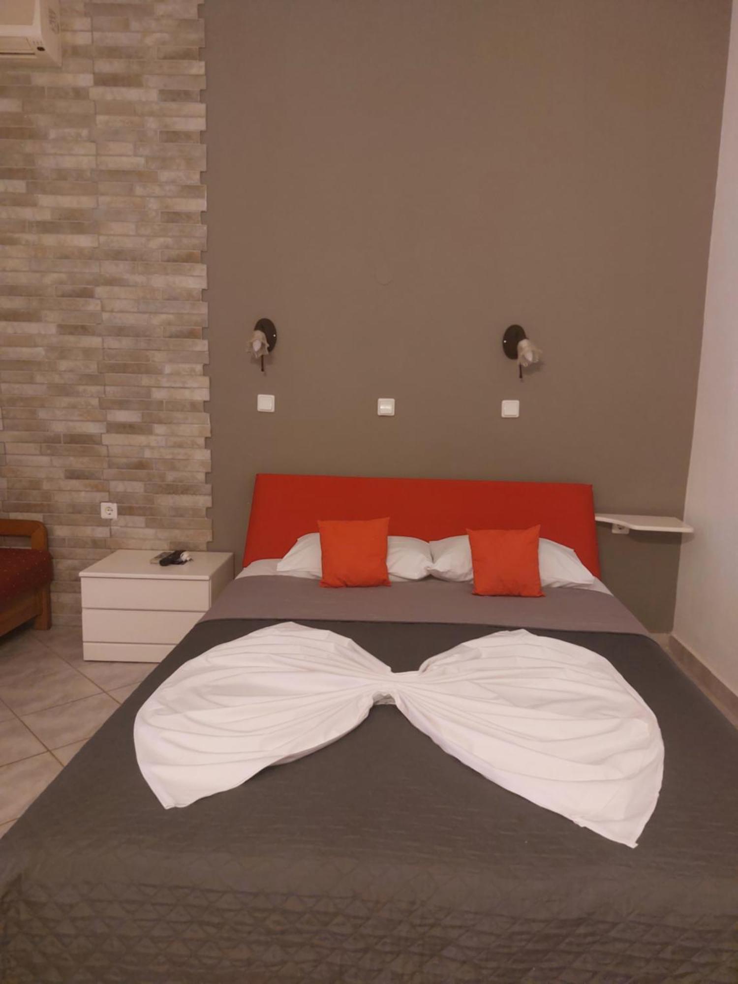Paraga Rooms Pefkari Chambre photo